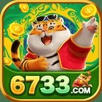 6733